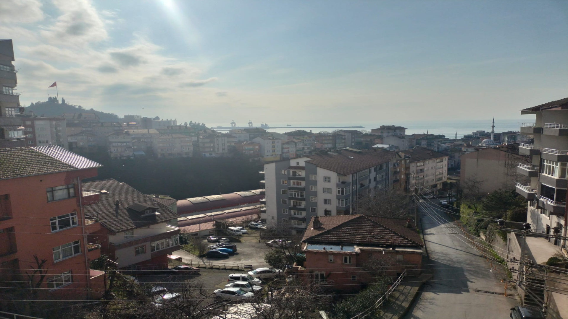 KDZ.EREĞLİ PREMİUM EMLAKTAN ÇARŞI MERKEZDE KİRALIK DUBLEX DAİRE